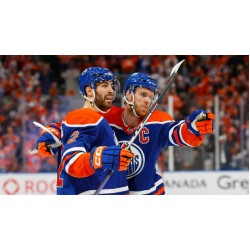 Evan Bouchard entscheidet sich dafür, bei den Edmonton Oilers zu bleiben